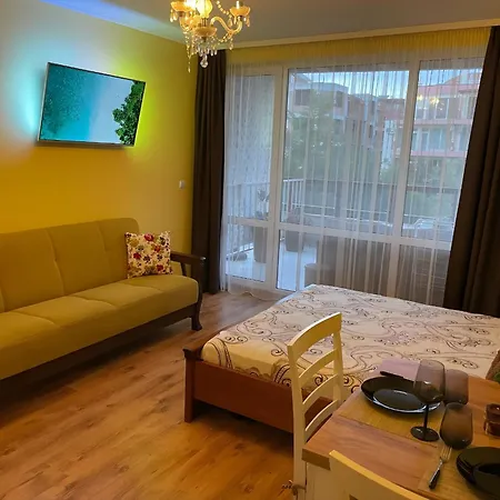 Elegant Near - Terrace & Parking Апартамент Несебър