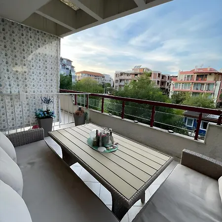Elegant Near - Terrace & Parking Appartement Nesebar
