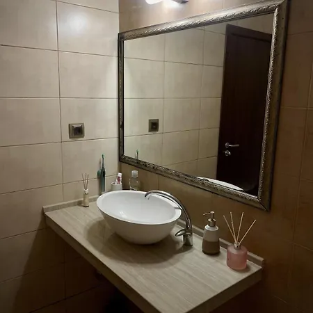 Appartement Elegant Near - Terrace & Parking